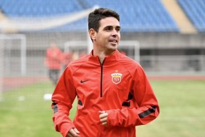 泛亚电竞平台 - 上海海港内部会议纪要流出：关键时刻调整名单；德甲使命明确；球队文化再被提及