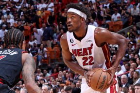 泛亚电竞 -关于风云突变纽约尼克斯冲刺阶段遗憾出局；CBA季后赛版图或变；球迷炸锅；球探报告显示潜力的信息