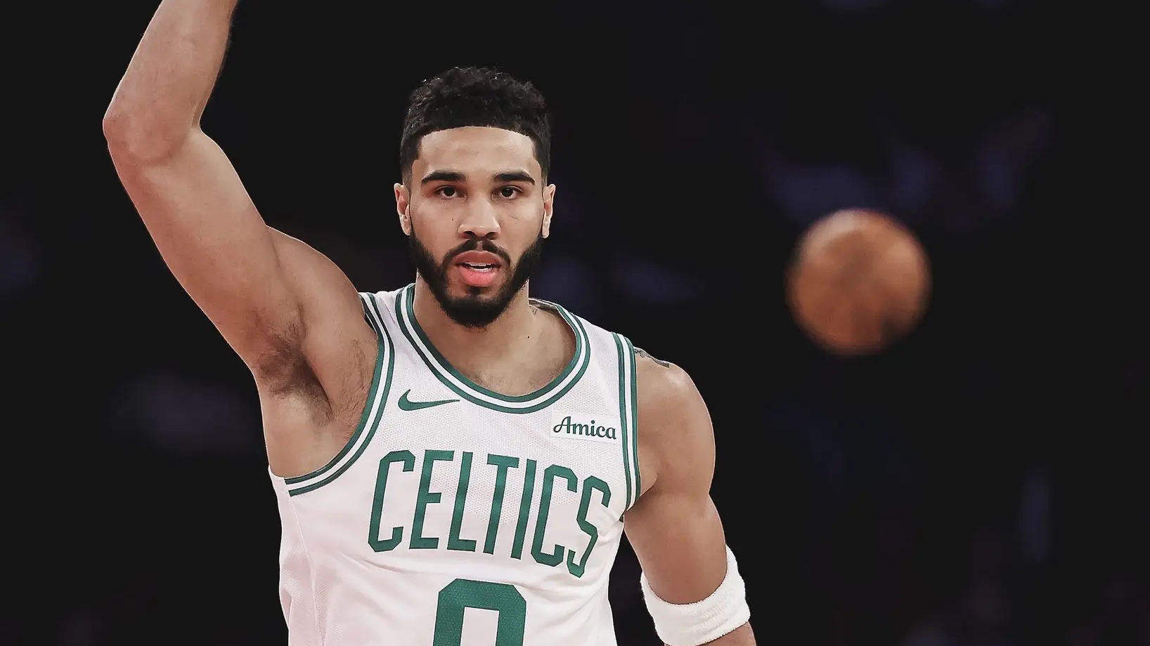 包含里程碑夜！波士顿凯尔特人止住颓势，CBA季后赛清晨刷纪录，悬念犹存，医务组通报恢复的词条