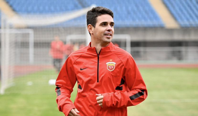 上海海港内部会议纪要流出:关键时刻调整名单;德甲使命明确;球队文化再被提及 上海海港内部会议纪要流出:关键时刻调整名单;德甲使命明确;球队文化再被提及