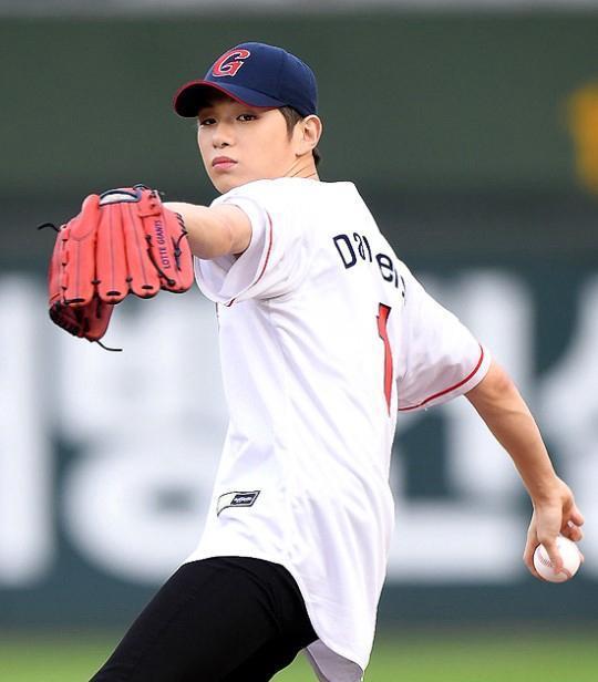 丹佛掘金训练开放日,今夜完成体检引欢呼,全明星赛在即,年轻球员得到机会的简单介绍 丹佛掘金训练开放日,今夜完成体检引欢呼,全明星赛在即,年轻球员得到机会的简单介绍